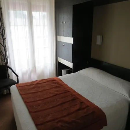Hotel Alison 3*